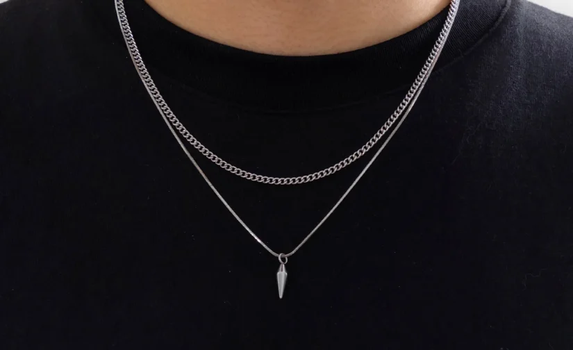 KunJoe 2pcs/set Stainless Steel Metal Rivet Pendant Thin Snake Chain Necklace for Men Punk Silver Color Cuban Link Chain Choker